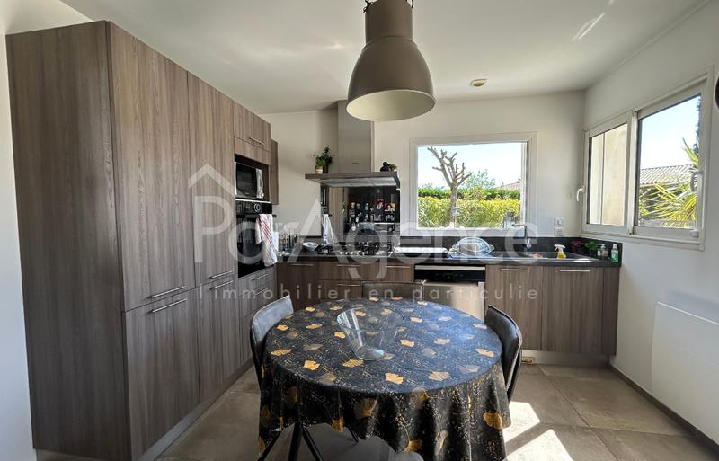 Maison - 184 m² - 6 pièces