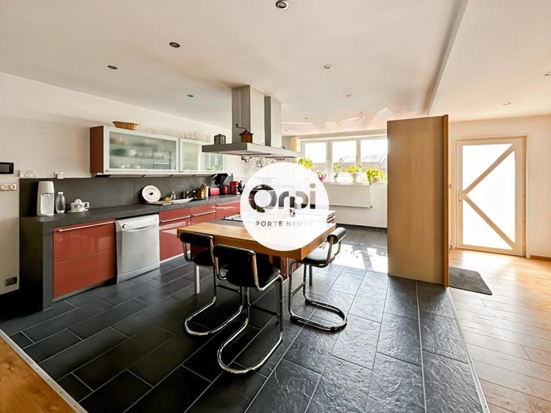 Appartement - 159 m² - 4 pièces