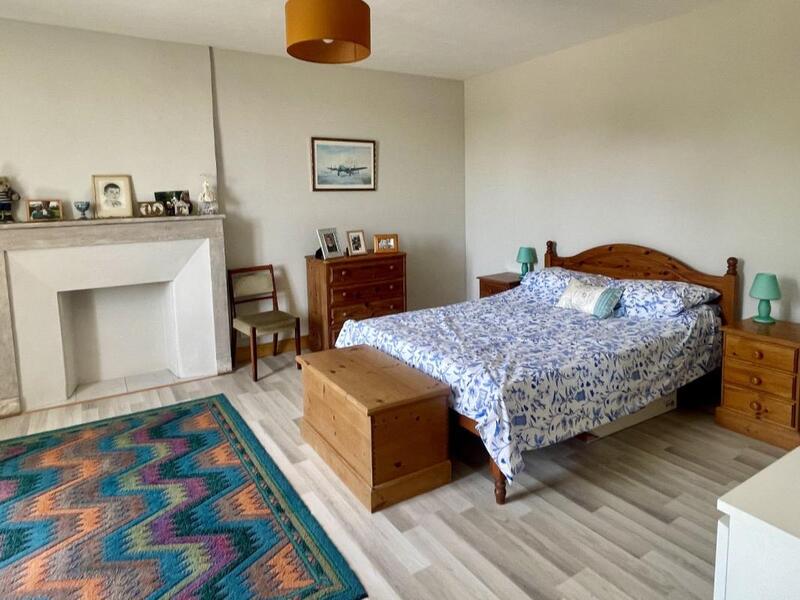 Propriété - 136 m² - 4 pièces