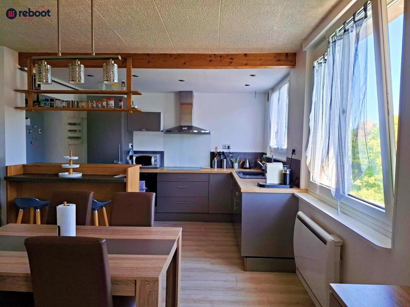 Appartement - 64 m² - 3 pièces