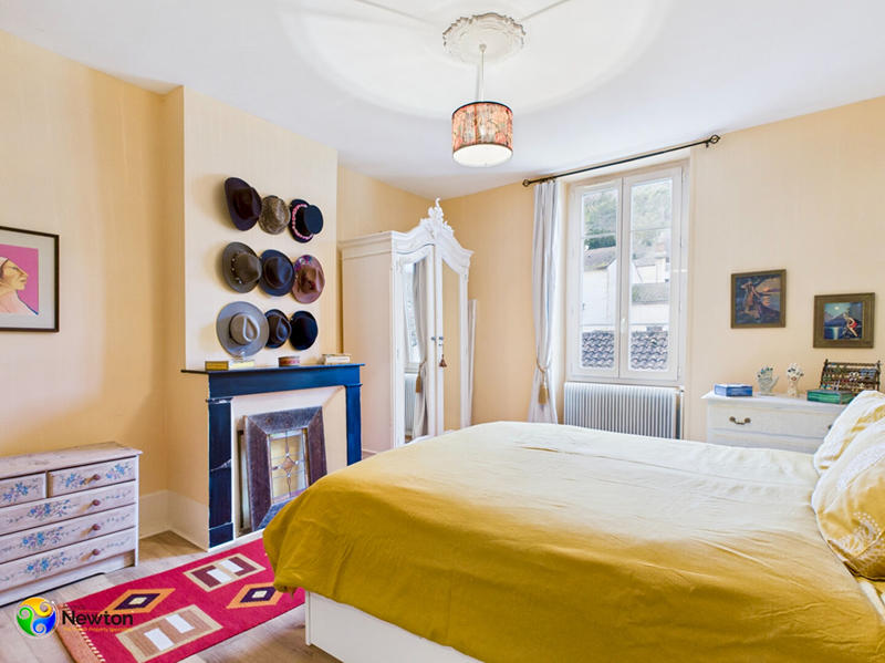 Maison - 147 m² - 7 pièces