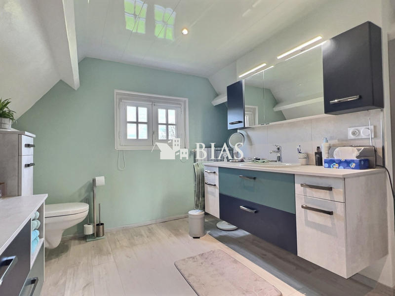 Maison - 143 m² - 5 pièces