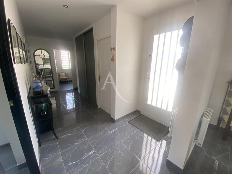 Maison - 94 m² - 5 pièces