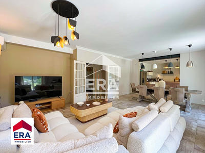 Maison - 178 m² - 5 pièces