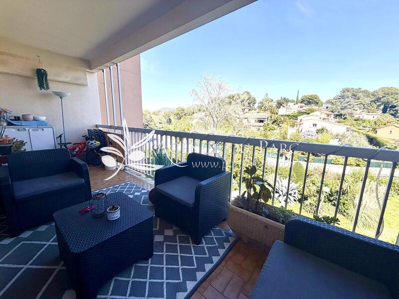 Appartement - 107 m² - 5 pièces