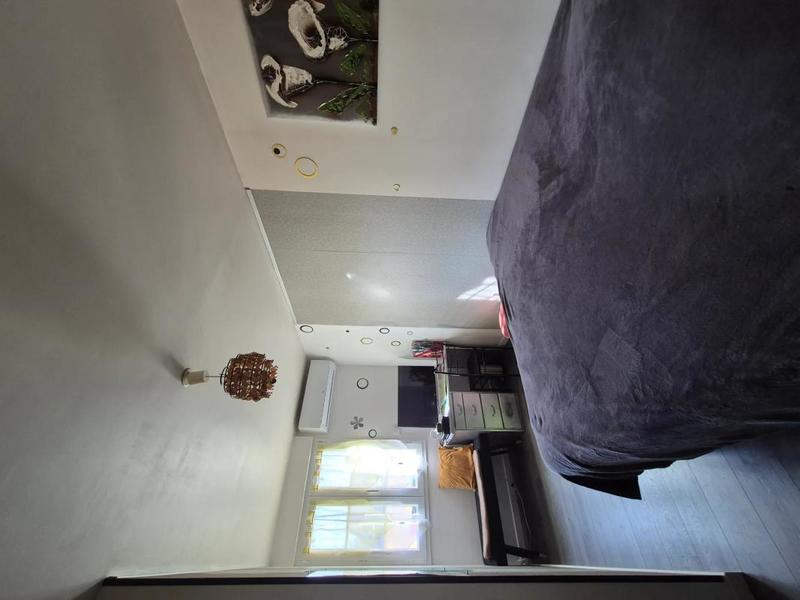 Maison - 230 m² - 7 pièces