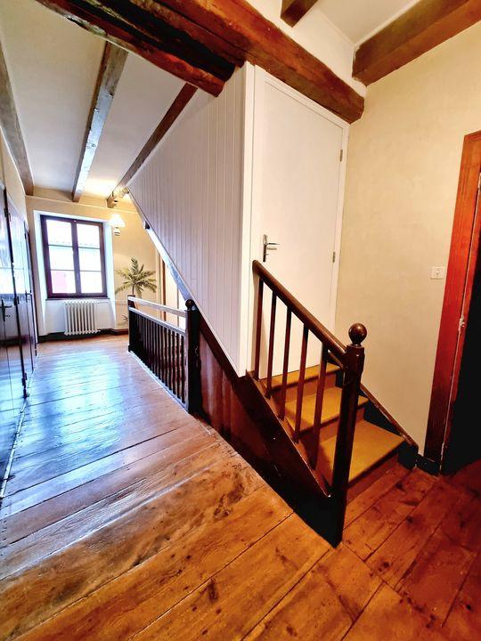 Demeure - 359 m² - 11 pièces