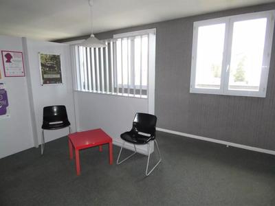 Local commercial - 138 m² - 7 pièces