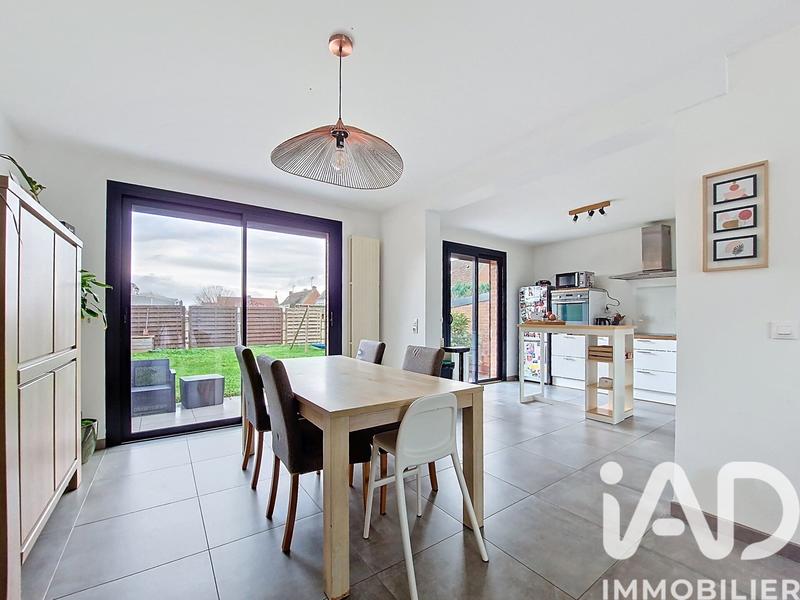 Maison - 88 m² - 4 pièces