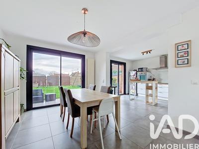 Maison - 88 m² - 4 pièces