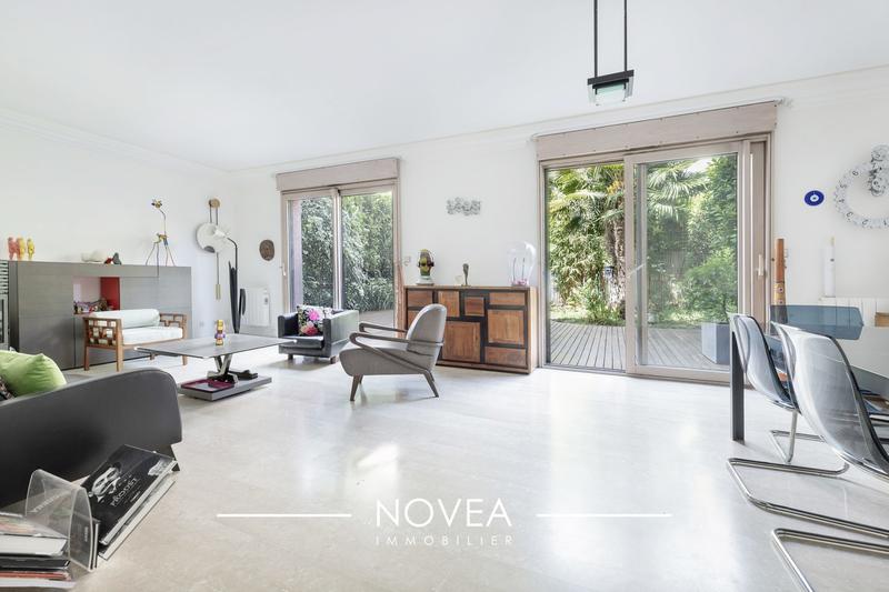 Maison - 154 m² - 9 pièces