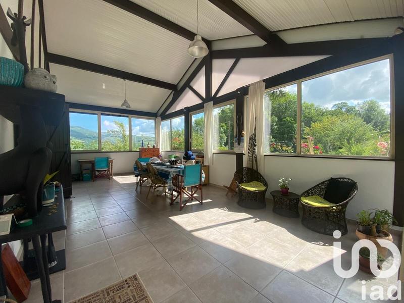 Maison - 225 m² - 15 pièces