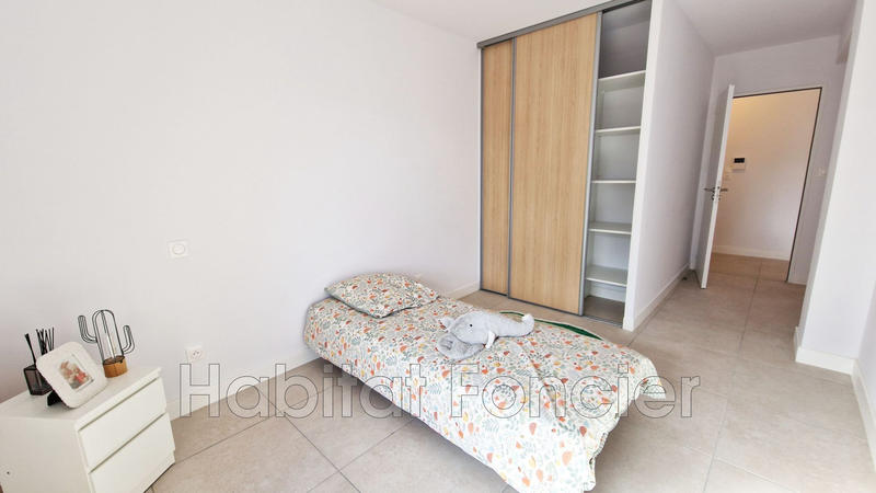 Appartement - 79 m² - 3 pièces