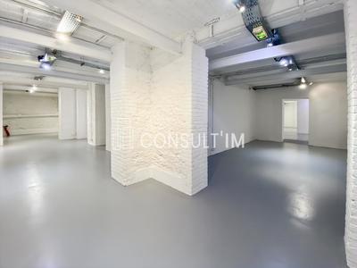 Local commercial - 313 m²
