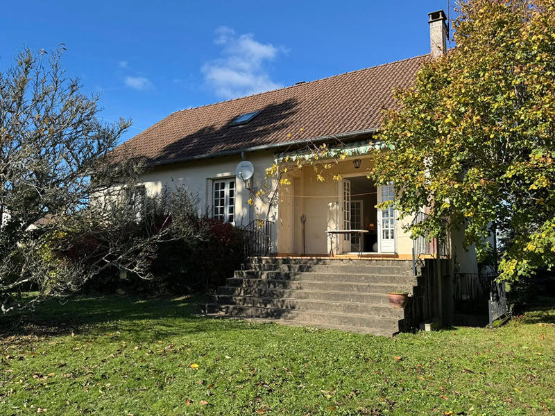 Maison - 126 m² - 7 pièces