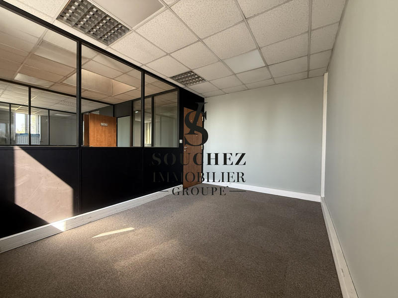 Bureau - 500 m² - 25 pièces