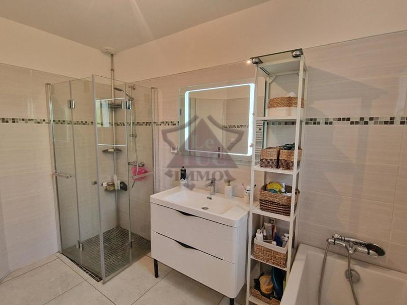 Villa - 100 m² - 4 pièces