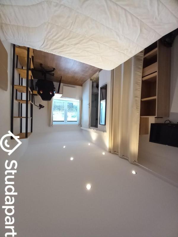 Chambre - 14 m² - 1 pièce