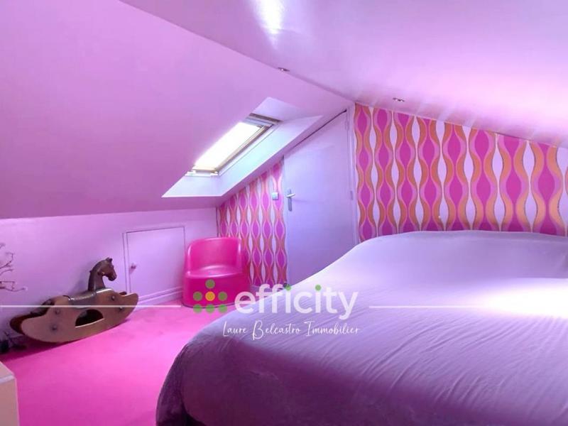 Maison - 160 m² - 8 pièces