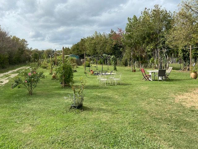 Mas - 300 m² - 10 pièces