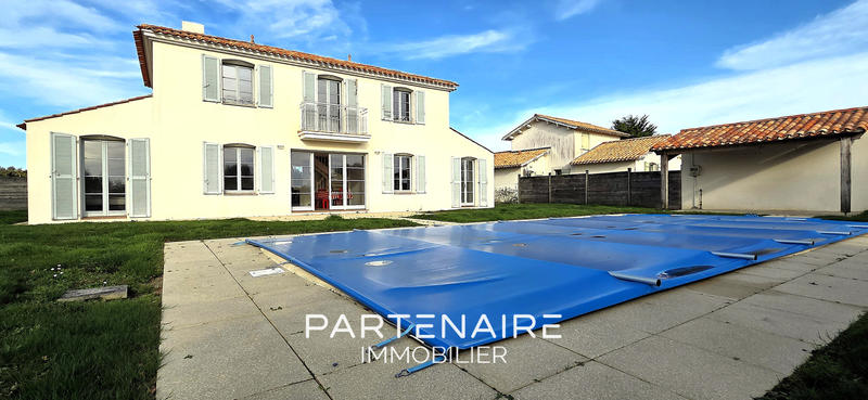 Maison - 135 m² - 6 pièces