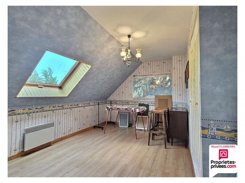 Maison - 224 m² - 8 pièces