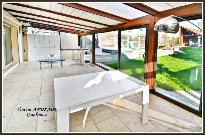 Maison - 167 m² - 6 pièces