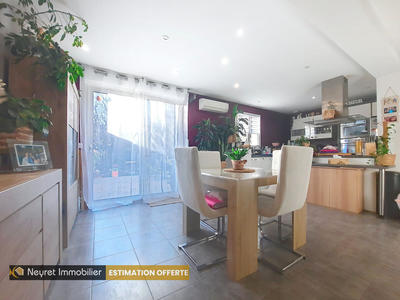 Maison - 83 m² - 4 pièces