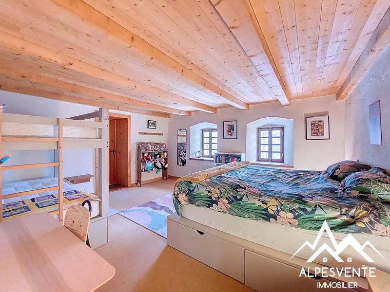 Ferme - 320 m² - 6 pièces