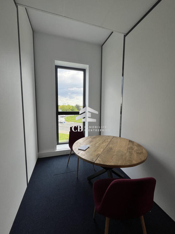 Bureau - 184 m²