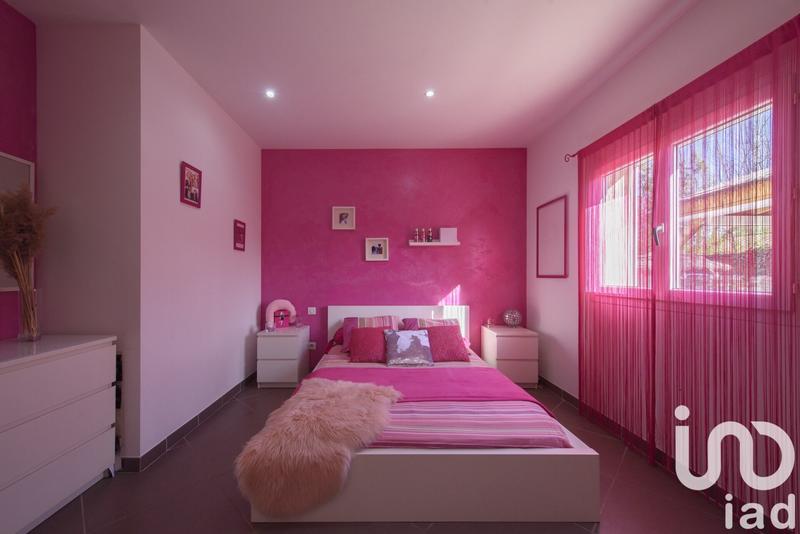 Maison - 226 m² - 8 pièces