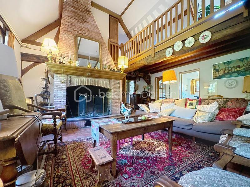 Propriété - 290 m² - 10 pièces