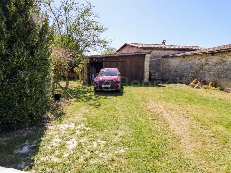 Maison en pierre - 224 m² - 8 pièces