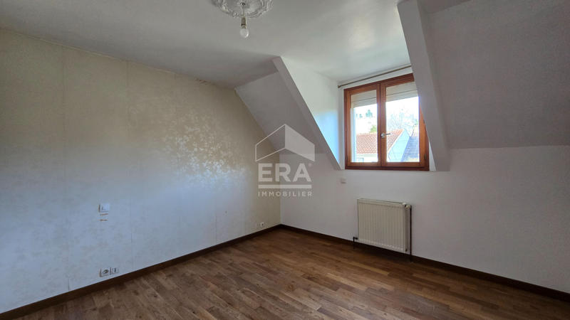 Maison - 92 m² - 5 pièces