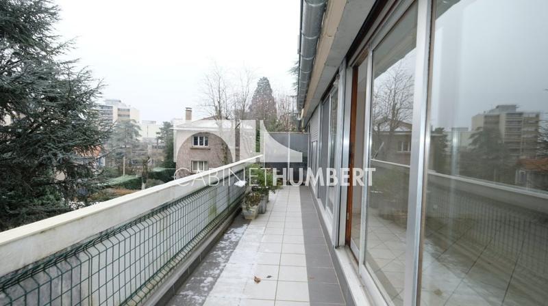 Appartement - 103 m² - 5 pièces