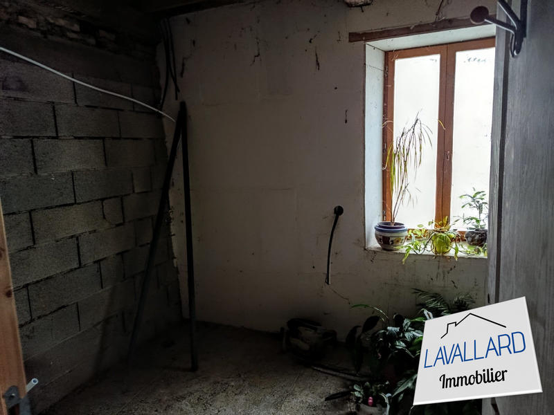 Maison - 95 m² - 1 pièce