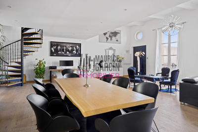 Appartement - 139 m² - 4 pièces