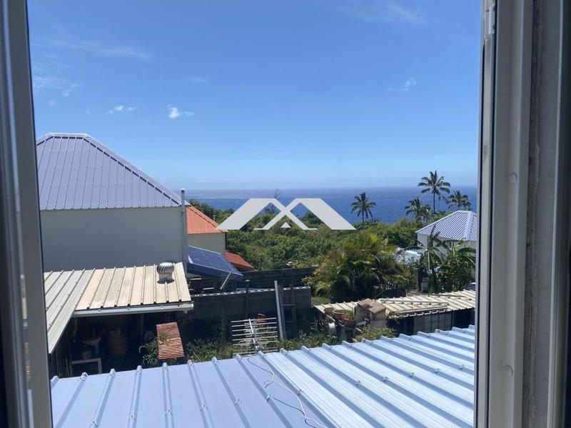 Maison - 222 m² - 5 pièces