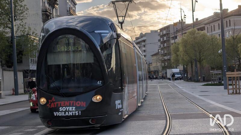 Appartement - 65 m² - 3 pièces