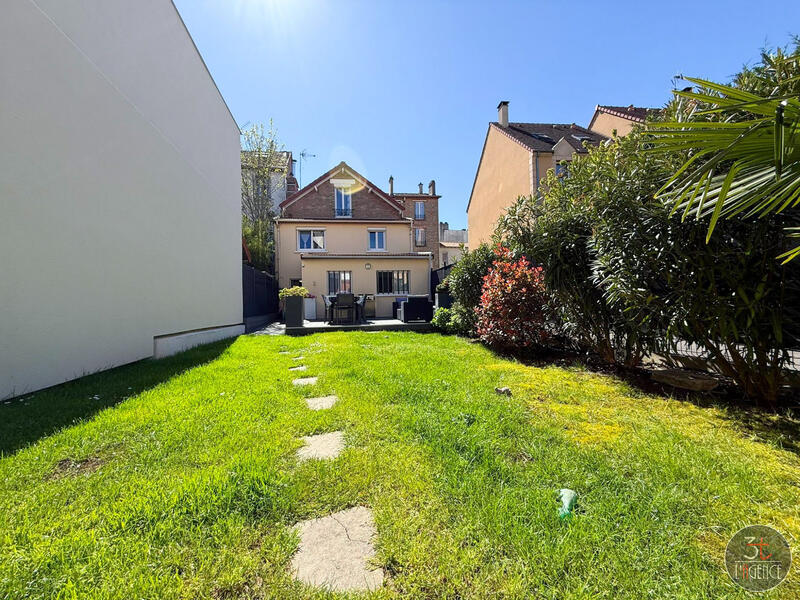 Maison ancienne - 150 m² - 6 pièces