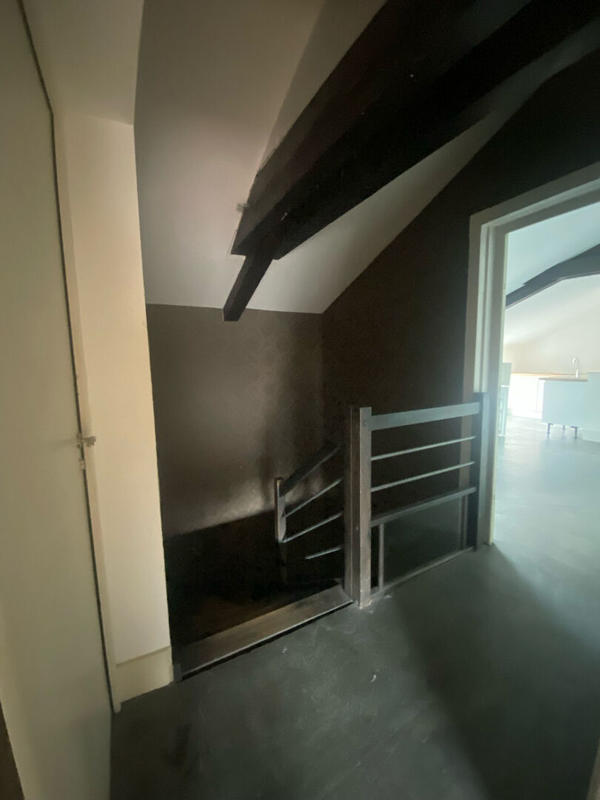 Immeuble - 270 m² - 8 pièces