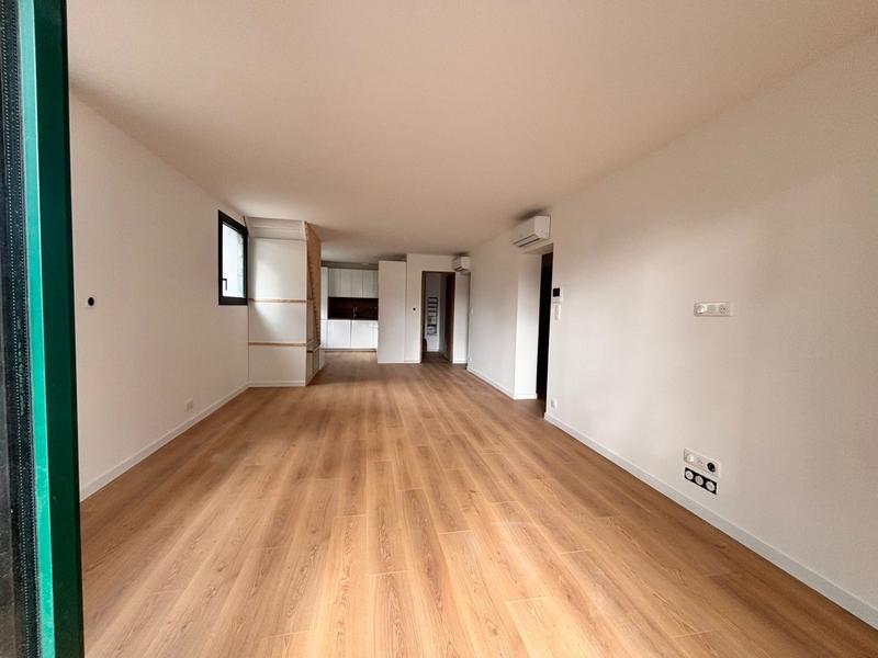 Appartement - 96 m² - 4 pièces