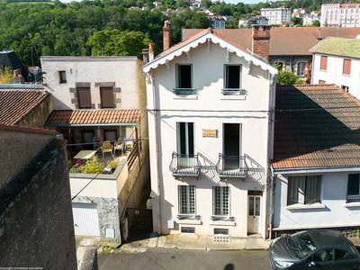 Maison de bourg - 88 m² - 2 pièces