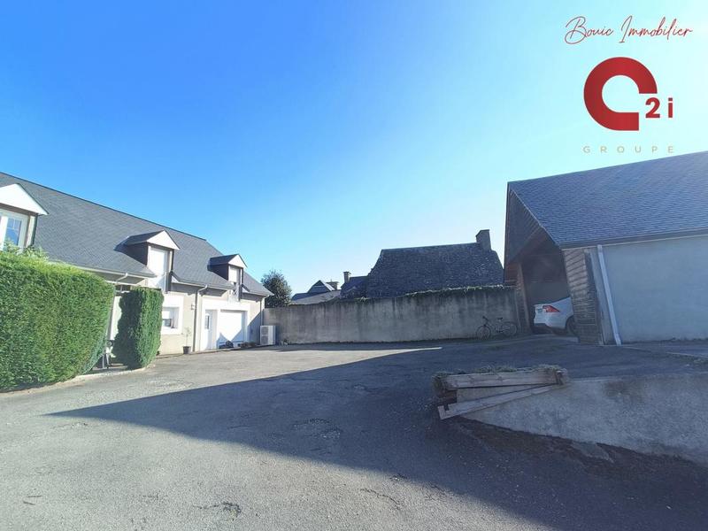 Maison - 185 m² - 6 pièces