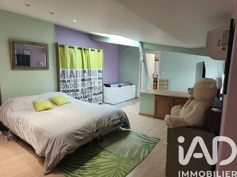 Maison - 293 m² - 10 pièces