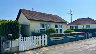 Maison - 98 m² - 5 pièces