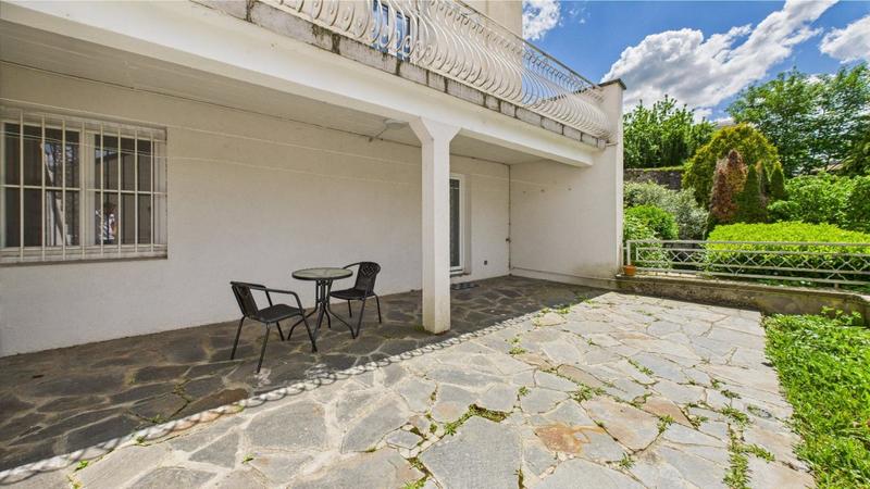 Maison de ville - 235 m² - 7 pièces
