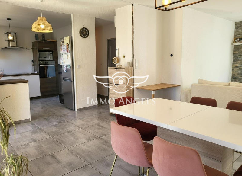 Maison - 90 m² - 4 pièces