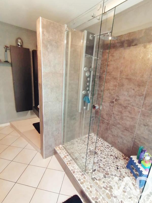 Maison - 150 m² - 9 pièces