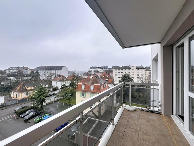 Appartement - 102 m² - 4 pièces